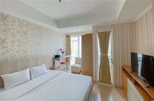 Foto 6 - Comfy And Modern Look Studio Menteng Park Apartment