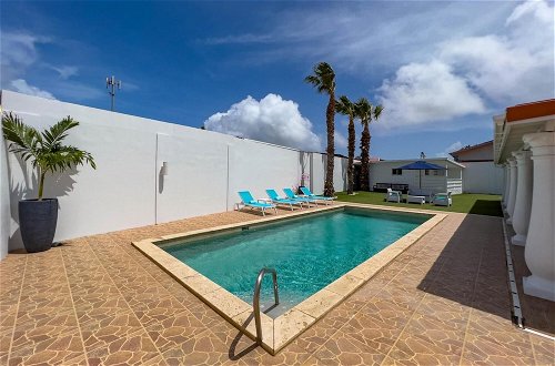 Photo 13 - NEW 5BR Villa w Pool Patio Great Location