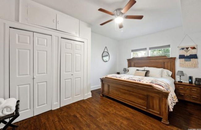 Experience Serenity in a 4br/3ba Downtown Home - Foto 5