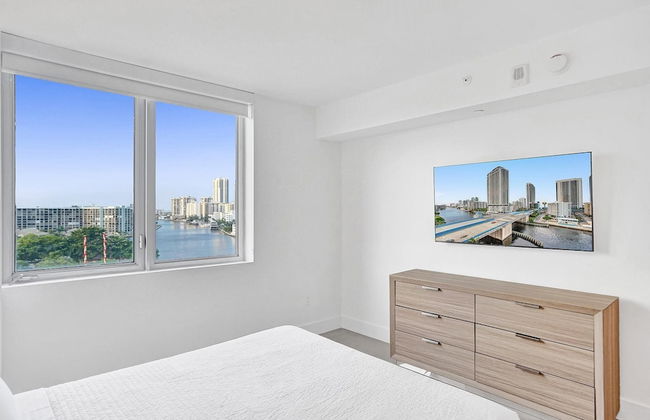 LUXURY 3BD APARTMENT BEACHWALK - Foto 2