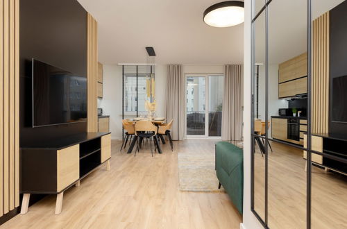 Foto 9 - Spacious Apartment in Warsaw by Renters