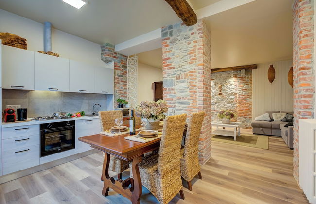 La Valbinella Few Meters From Varese Lake - Photo 16