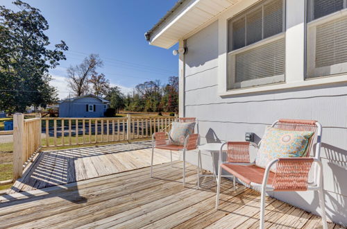 Photo 6 - Remote Grove Hill Cottage With Deck