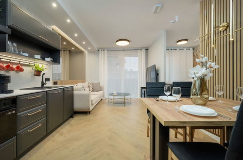 Photo 10 - Black and Beige Apartment by Renters