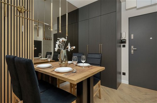 Photo 9 - Black and Beige Apartment by Renters