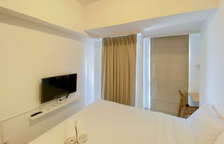 Photo 3 - Compact And Restful Studio Apartment Tokyo Riverside Pik 2