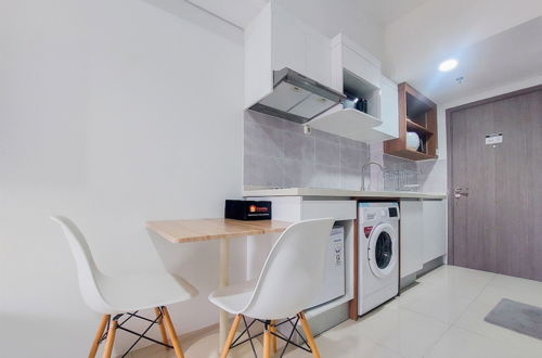 Photo 6 - Compact And Homey Studio Tamansari Bintaro Mansion Apartment