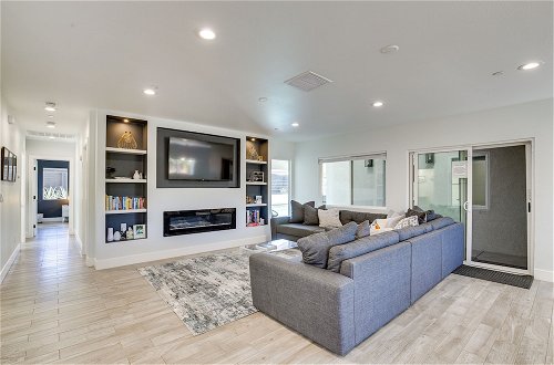 Photo 16 - Modern Palm Springs Home w/ Pool & Gas Fire Pit