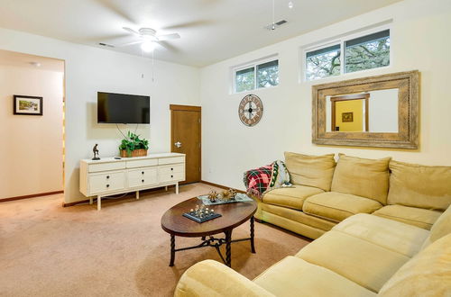 Photo 12 - Dog-friendly Milwaukie Home: 9 Mi to Dtwn Portland