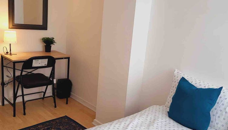 Photo 1 - Room in House - Modern Double Room In City Centre