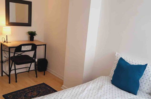Photo 1 - Room in House - Modern Double Room In City Centre