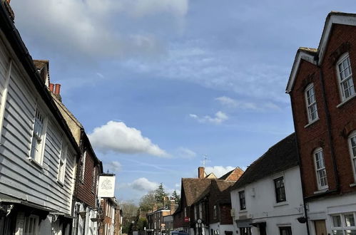 Photo 39 - Impeccable 1-bed Apartment in Sevenoaks, Kent