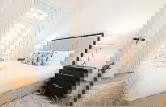 Photo 2 - Beautiful Belgravia Apartment by Underthedoormat