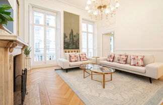 Photo 3 - Beautiful Belgravia Apartment by Underthedoormat