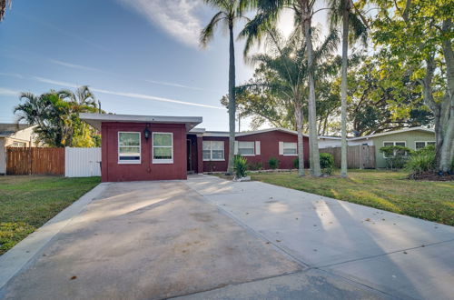 Foto 9 - Pinellas Park Home w/ Pool - 8 Mi to Beach