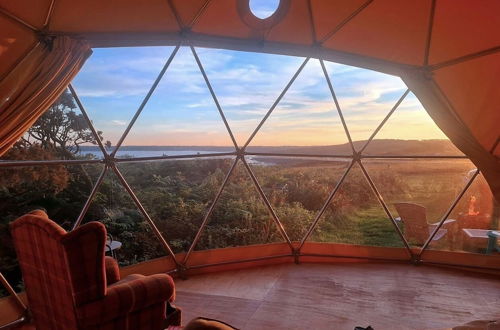 Foto 42 - Geodome With sea Views Near Pendine