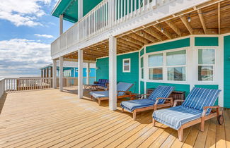 Photo 1 - Luxe Freeport Home: 'footprints in the Sand'