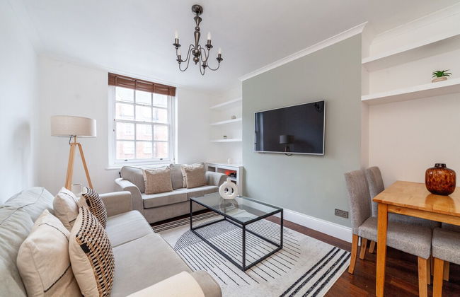 3 Bed Apartment in St John’s Wood - Foto 1
