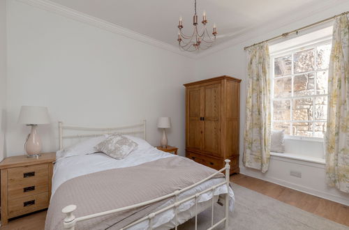 Photo 4 - Altido Glamorous 3-Bed Flat Near City Centre