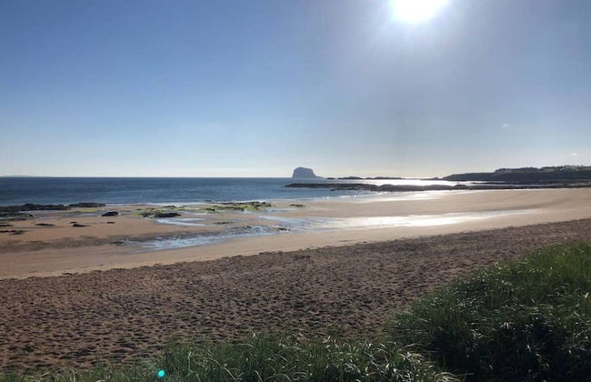 JOIVY Luxury House With Patio Next To North Berwick Beach - Foto 37