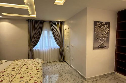 Photo 3 - Cosy Warm & Secure 3-bed Flat in Lekki's Heartland