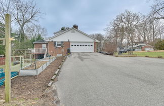 Photo 3 - Large Home w/ Deck & Grill ~ 9 Mi to Virginia Tech