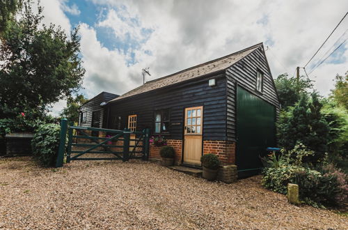 Photo 16 - The Carriage House a Relaxing 1-bed Cottage in Ash