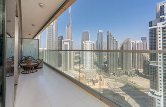 Photo 1 - Luxurious 2B With Burj Views in Business Bay