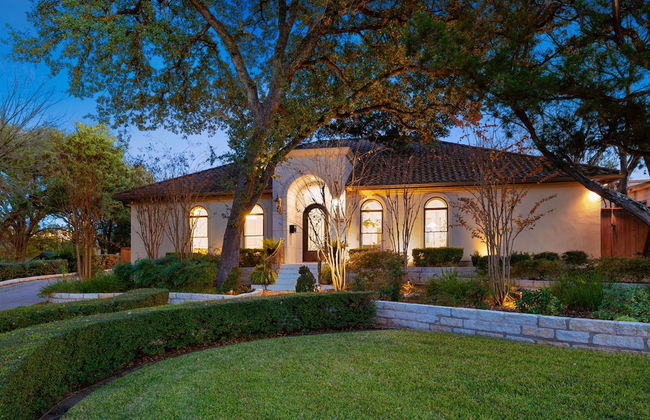 Chic & Secluded 4 BDR in Desirable Tarrytown! - Foto 33