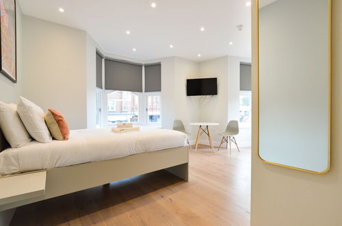 Photo 12 - Golders Green Serviced Apartments by Concept Apartments