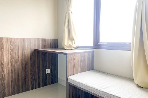 Photo 17 - Comfy And Homey Studio At Gateway Park Lrt City Bekasi Apartment