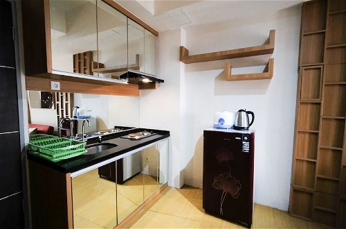 Photo 6 - Clean And Comfy 1Br At Tamansari Prospero Apartment