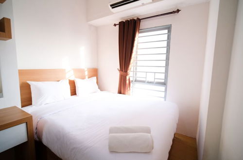 Photo 5 - Clean And Comfy 1Br At Tamansari Prospero Apartment