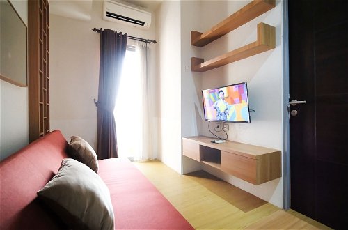 Photo 16 - Clean And Comfy 1Br At Tamansari Prospero Apartment