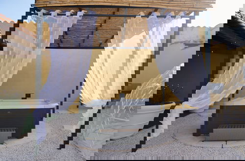 Photo 38 - Costa Ovest Apartment Waves