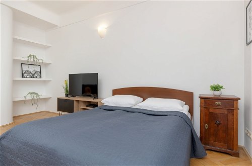 Photo 3 - Studio in Warsaw Center by Renters