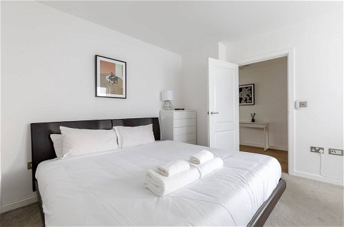 Photo 4 - Gorgeous 1BD Flat - 10 Mins From Clapham Common