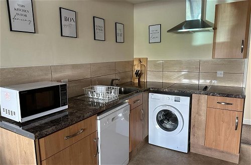 Photo 10 - Lovely 2-bed Apartment in Stroud
