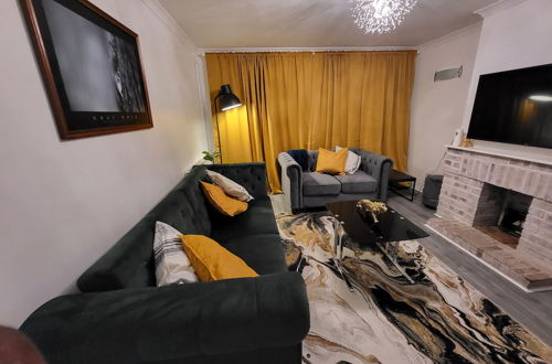 Photo 1 - Charming 2-bed Apartment in Grays