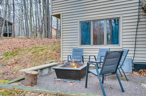 Photo 37 - Eco-friendly Poconos Cabin w/ EV Charger