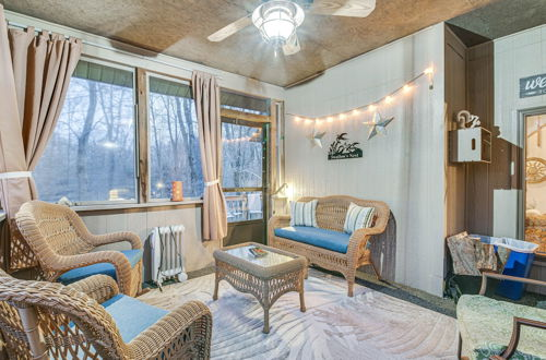 Photo 30 - Eco-friendly Poconos Cabin w/ EV Charger