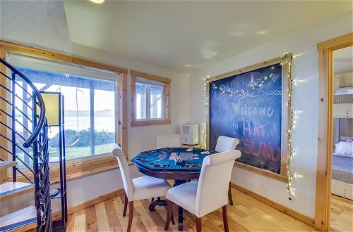 Foto 33 - Hat Island Home w/ Stunning View & Wraparound Deck
