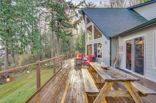 Photo 26 - Hat Island Home w/ Stunning View & Wraparound Deck