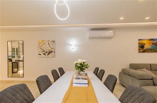 Foto 21 - Aquamarine Luxury Apartment Qawra