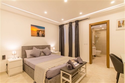 Foto 6 - Aquamarine Luxury Apartment Qawra