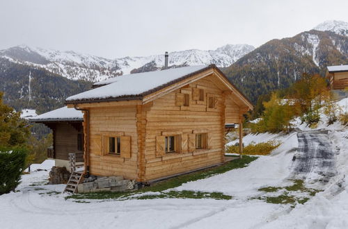 Photo 2 - Rosaline - Large and Cosy Swiss Chalet With Beautiful Views