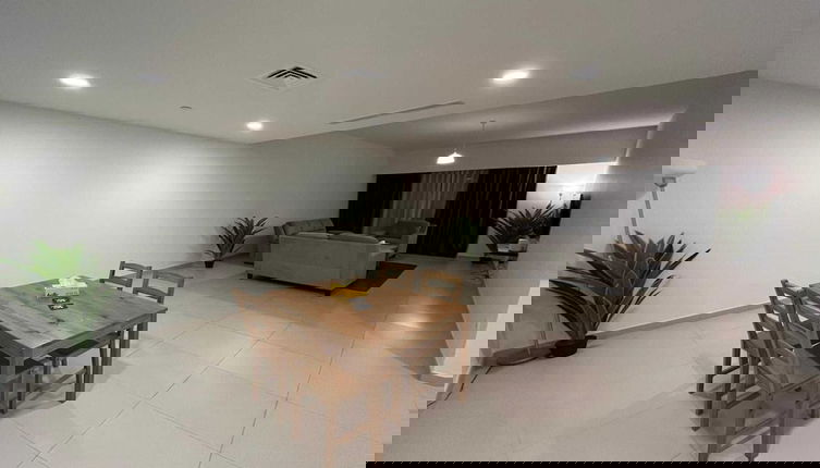 Photo 1 - Panoramic View Furnished Apartment in Palette Tower in Tourist Club Area