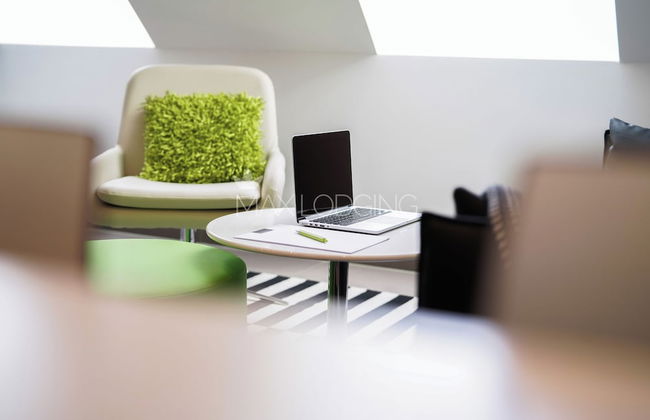 Max Lodging GmbH & Co KG - Photo 5