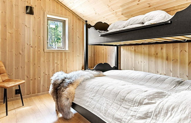 7 Person Holiday Home in Lampeland - Photo 4