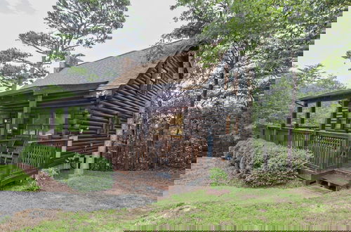 Foto 1 - Er103 - Knotty Pine Great Location - Close To Town! 2 Bedroom Cabin by RedAwning